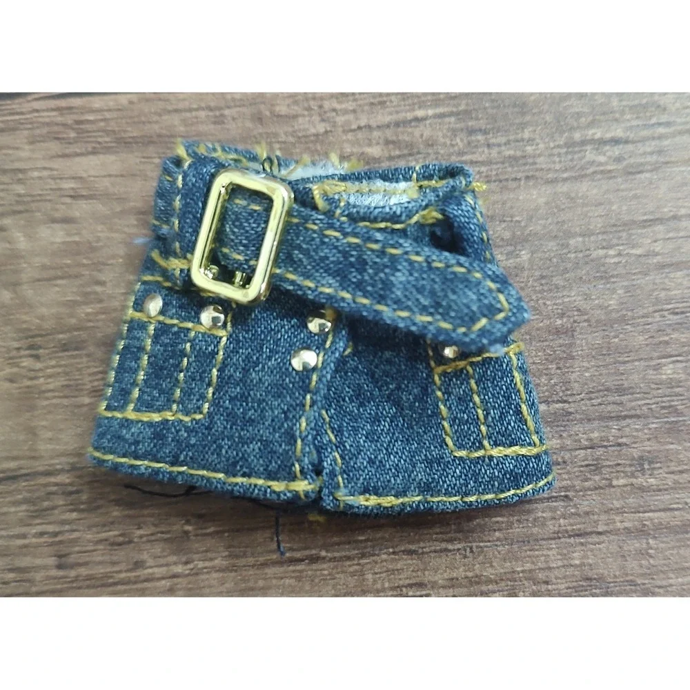 BRATZ DOLL XPRESS IT 2002 YASMIN Denim Skirt ONLY REPLACEMENT Z30